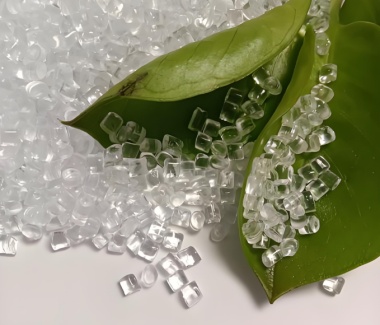 What are the advantages of PC and POM plastic?