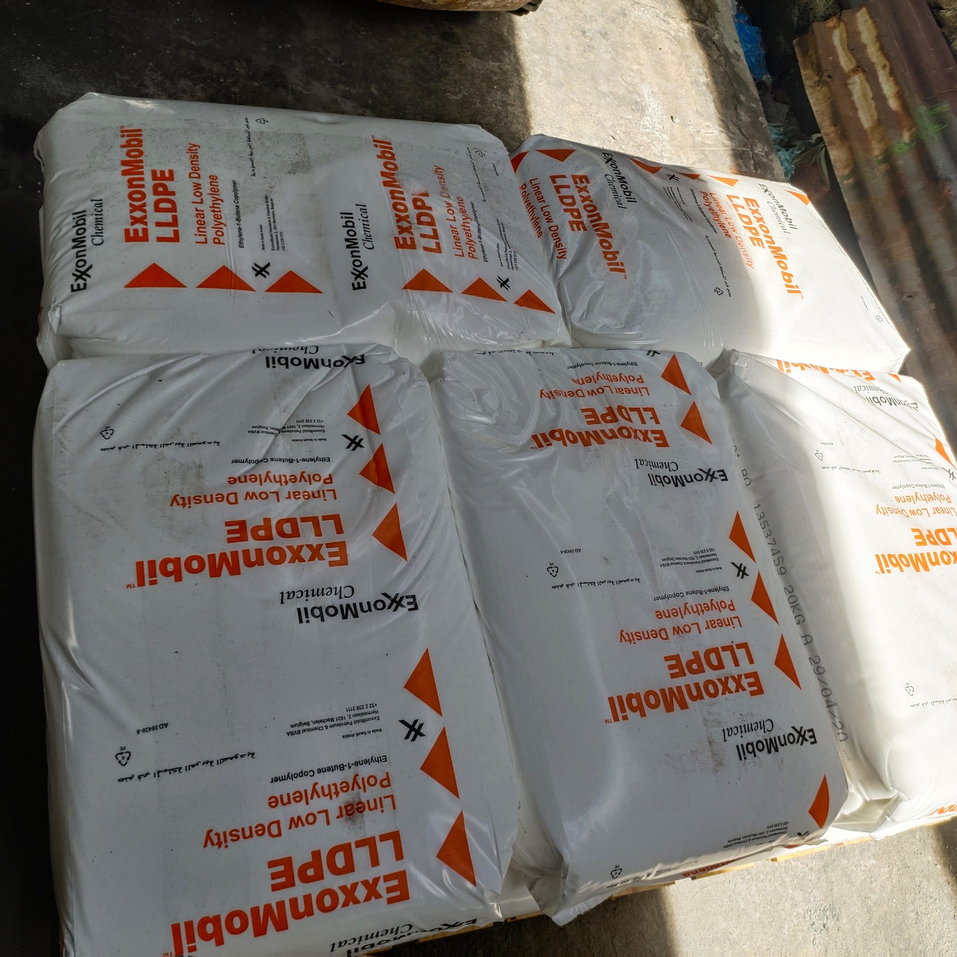 Metallocene ExxonMobil LLDPE Exceed™ 1018MF for Food Packaging Film