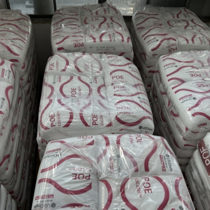 Virgin Polyolefin Elastomer White Pellets POE LC670 For Automotive Industry