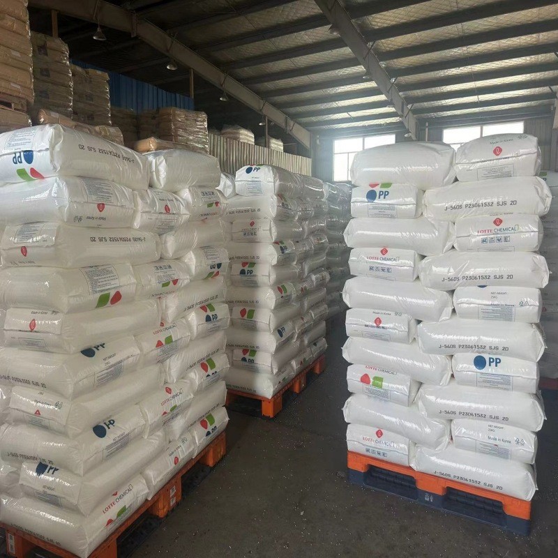  Good Resistance HDPE 5220B Blow Molding Lotte For Industrial Chemical Containers